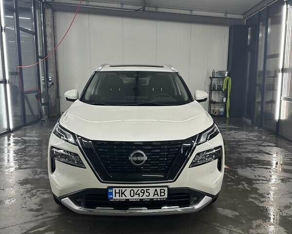 Білий Ніссан ІксТрейл, об'ємом двигуна 1.5 л та пробігом 26 тис. км за 45000 $, фото 2 на Automoto.ua