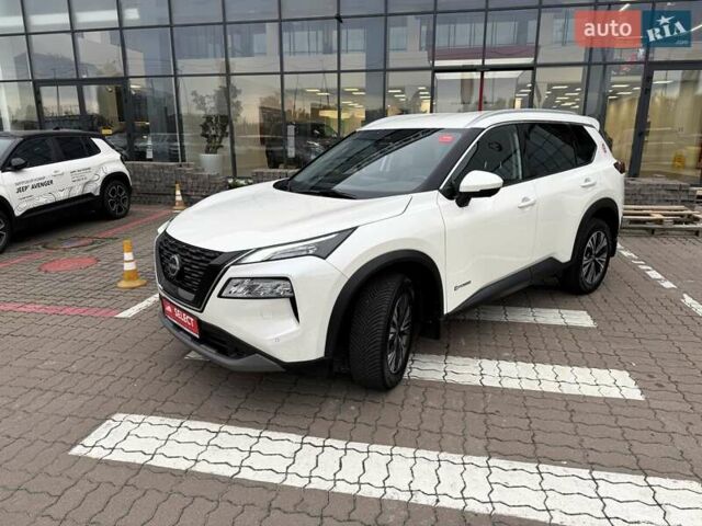 Белый Ниссан ИксТрейл, объемом двигателя 1.5 л и пробегом 61 тыс. км за 34069 $, фото 6 на Automoto.ua