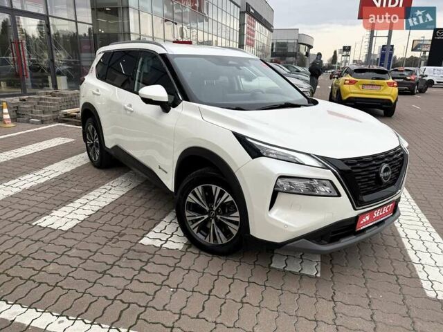 Белый Ниссан ИксТрейл, объемом двигателя 1.5 л и пробегом 61 тыс. км за 34069 $, фото 5 на Automoto.ua