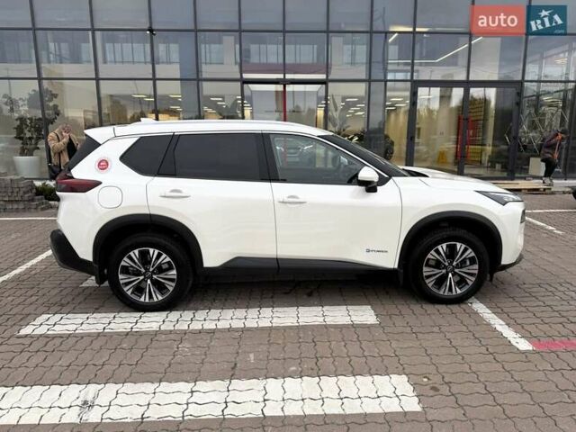 Белый Ниссан ИксТрейл, объемом двигателя 1.5 л и пробегом 61 тыс. км за 34069 $, фото 25 на Automoto.ua