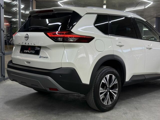 Белый Ниссан ИксТрейл, объемом двигателя 1.5 л и пробегом 37 тыс. км за 36900 $, фото 11 на Automoto.ua