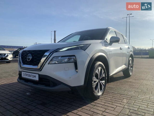 Белый Ниссан ИксТрейл, объемом двигателя 1.5 л и пробегом 43 тыс. км за 29900 $, фото 7 на Automoto.ua
