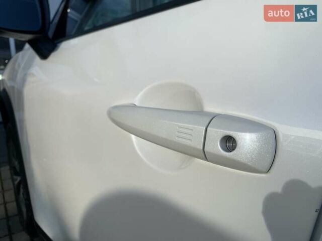 Белый Ниссан ИксТрейл, объемом двигателя 1.5 л и пробегом 43 тыс. км за 29900 $, фото 16 на Automoto.ua