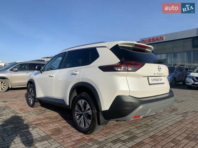 Белый Ниссан ИксТрейл, объемом двигателя 1.5 л и пробегом 43 тыс. км за 29900 $, фото 12 на Automoto.ua