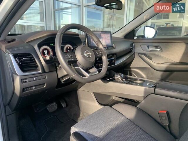 Белый Ниссан ИксТрейл, объемом двигателя 1.5 л и пробегом 43 тыс. км за 29900 $, фото 23 на Automoto.ua