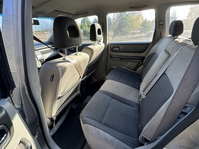 Бежевий Ніссан ІксТрейл, об'ємом двигуна 2.2 л та пробігом 290 тис. км за 4500 $, фото 5 на Automoto.ua