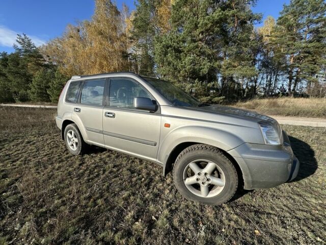 Бежевий Ніссан ІксТрейл, об'ємом двигуна 2.2 л та пробігом 290 тис. км за 4500 $, фото 2 на Automoto.ua