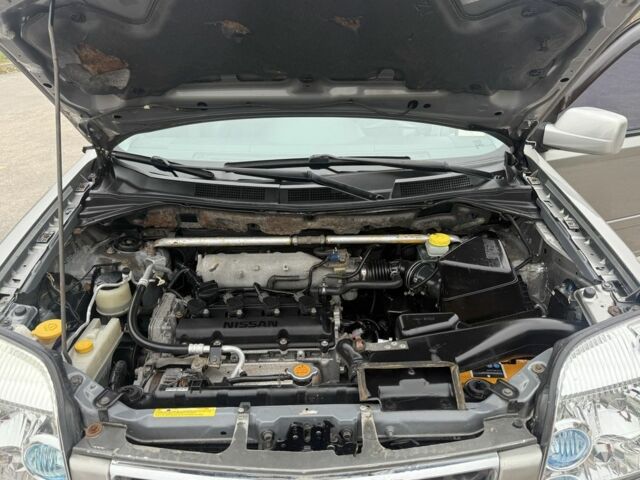 Бежевый Ниссан ИксТрейл, объемом двигателя 2.5 л и пробегом 265 тыс. км за 6000 $, фото 19 на Automoto.ua