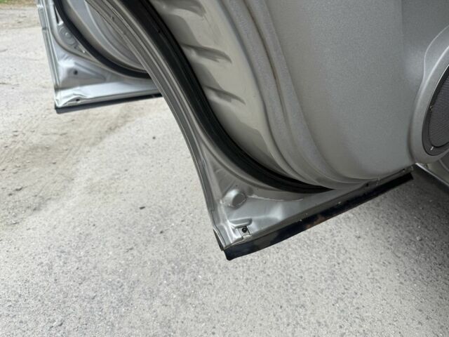 Бежевый Ниссан ИксТрейл, объемом двигателя 2.5 л и пробегом 265 тыс. км за 6000 $, фото 21 на Automoto.ua