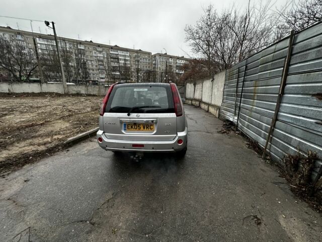 Бежевый Ниссан ИксТрейл, объемом двигателя 2.2 л и пробегом 320 тыс. км за 4100 $, фото 8 на Automoto.ua