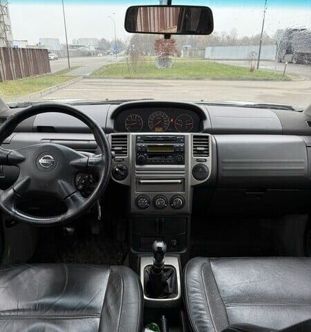 Бежевый Ниссан ИксТрейл, объемом двигателя 2.2 л и пробегом 333 тыс. км за 2434 $, фото 4 на Automoto.ua