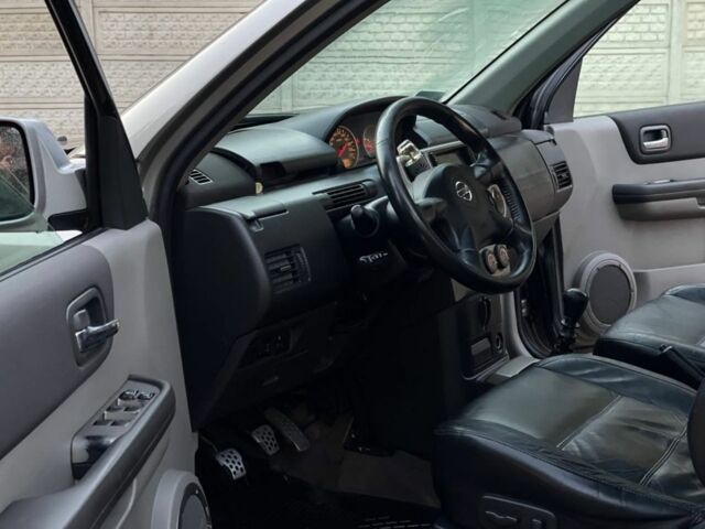 Бежевый Ниссан ИксТрейл, объемом двигателя 2.2 л и пробегом 337 тыс. км за 3650 $, фото 20 на Automoto.ua