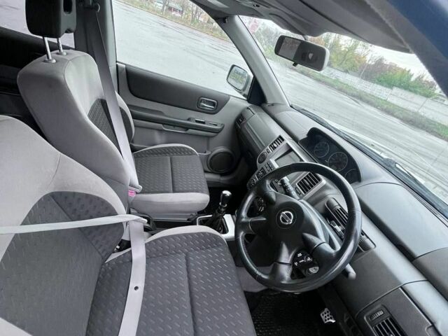 Бежевый Ниссан ИксТрейл, объемом двигателя 2 л и пробегом 177 тыс. км за 3771 $, фото 7 на Automoto.ua