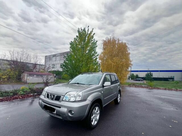 Бежевый Ниссан ИксТрейл, объемом двигателя 2 л и пробегом 177 тыс. км за 3771 $, фото 1 на Automoto.ua