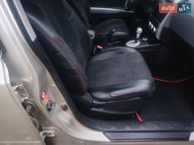 Бежевий Ніссан ІксТрейл, об'ємом двигуна 2 л та пробігом 183 тис. км за 9000 $, фото 29 на Automoto.ua