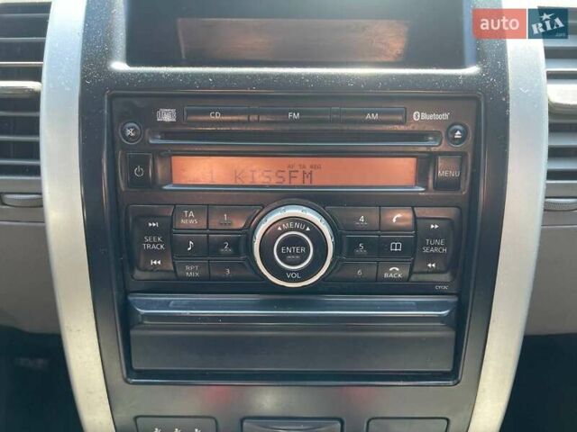 Бежевый Ниссан ИксТрейл, объемом двигателя 2 л и пробегом 293 тыс. км за 7999 $, фото 18 на Automoto.ua