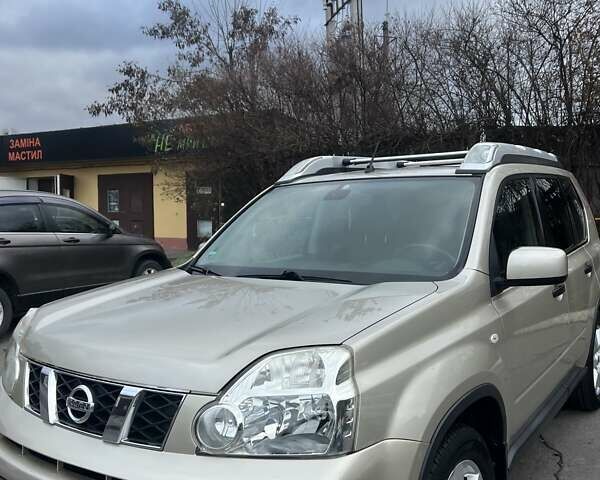 Бежевий Ніссан ІксТрейл, об'ємом двигуна 2 л та пробігом 247 тис. км за 9300 $, фото 13 на Automoto.ua