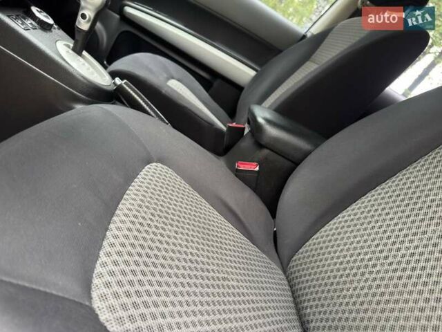 Бежевий Ніссан ІксТрейл, об'ємом двигуна 2 л та пробігом 173 тис. км за 8999 $, фото 28 на Automoto.ua