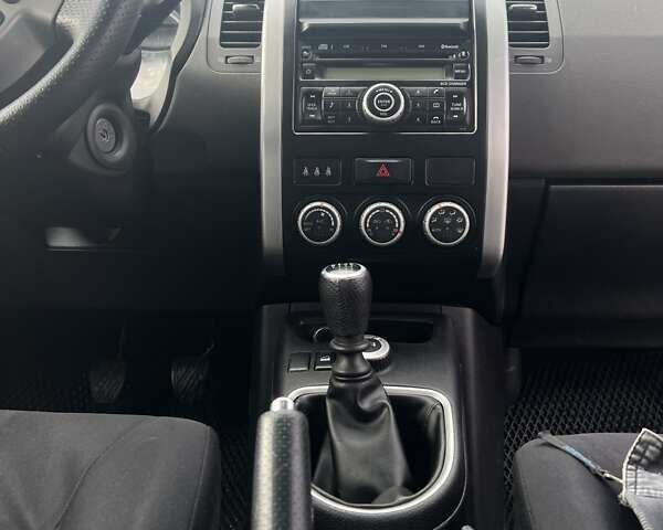 Бежевий Ніссан ІксТрейл, об'ємом двигуна 2 л та пробігом 247 тис. км за 9300 $, фото 21 на Automoto.ua