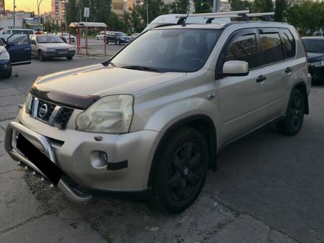 Бежевий Ніссан ІксТрейл, об'ємом двигуна 2 л та пробігом 285 тис. км за 7500 $, фото 10 на Automoto.ua