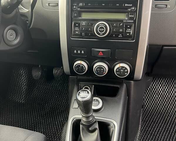 Бежевий Ніссан ІксТрейл, об'ємом двигуна 2 л та пробігом 247 тис. км за 9300 $, фото 19 на Automoto.ua