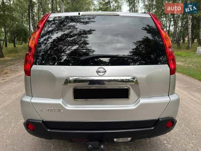 Бежевий Ніссан ІксТрейл, об'ємом двигуна 2 л та пробігом 173 тис. км за 8999 $, фото 20 на Automoto.ua