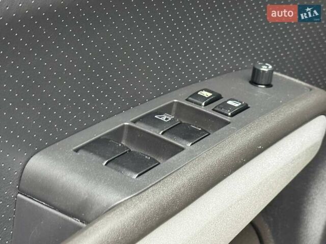 Бежевий Ніссан ІксТрейл, об'ємом двигуна 2 л та пробігом 173 тис. км за 8999 $, фото 24 на Automoto.ua