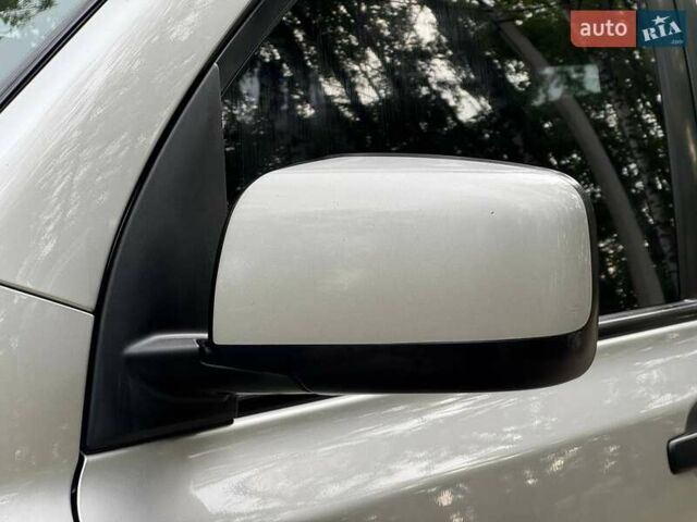 Бежевий Ніссан ІксТрейл, об'ємом двигуна 2 л та пробігом 173 тис. км за 8999 $, фото 10 на Automoto.ua