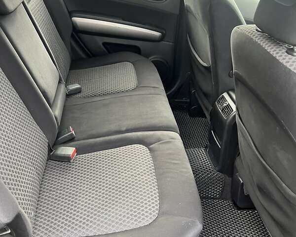 Бежевий Ніссан ІксТрейл, об'ємом двигуна 2 л та пробігом 247 тис. км за 9300 $, фото 15 на Automoto.ua