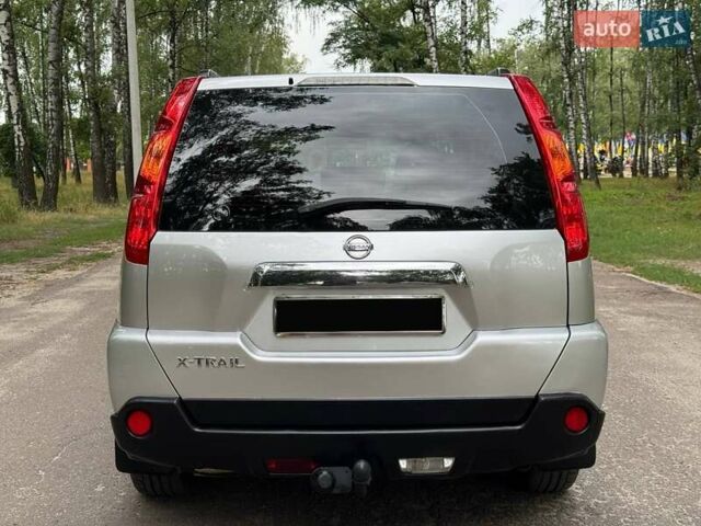 Бежевий Ніссан ІксТрейл, об'ємом двигуна 2 л та пробігом 173 тис. км за 8999 $, фото 14 на Automoto.ua