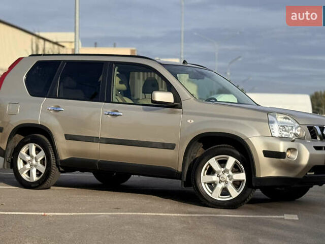 Бежевый Ниссан ИксТрейл, объемом двигателя 2 л и пробегом 232 тыс. км за 10900 $, фото 21 на Automoto.ua