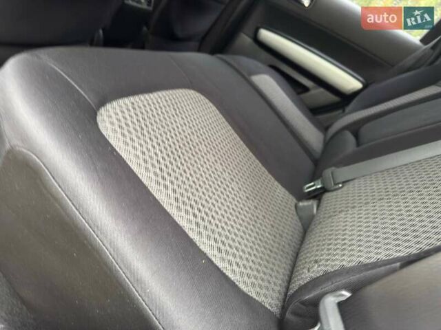 Бежевий Ніссан ІксТрейл, об'ємом двигуна 2 л та пробігом 173 тис. км за 8999 $, фото 39 на Automoto.ua