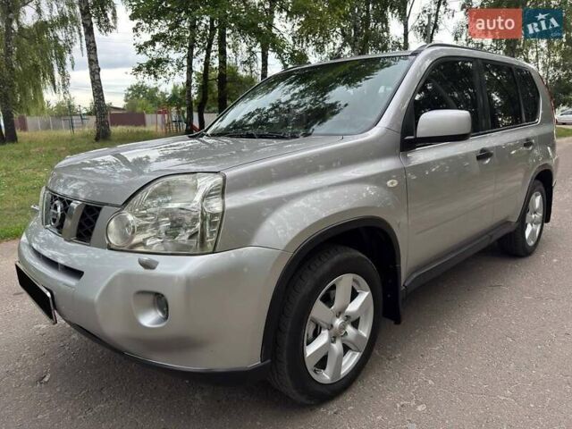 Бежевий Ніссан ІксТрейл, об'ємом двигуна 2 л та пробігом 173 тис. км за 8999 $, фото 9 на Automoto.ua