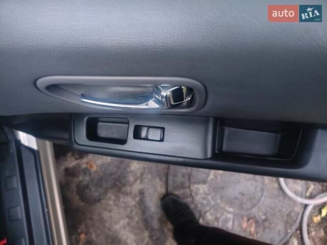 Бежевий Ніссан ІксТрейл, об'ємом двигуна 2 л та пробігом 183 тис. км за 9000 $, фото 31 на Automoto.ua