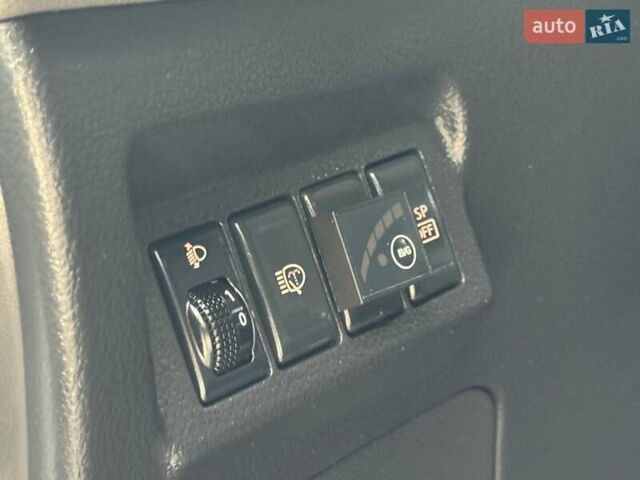 Бежевий Ніссан ІксТрейл, об'ємом двигуна 2 л та пробігом 173 тис. км за 8999 $, фото 32 на Automoto.ua