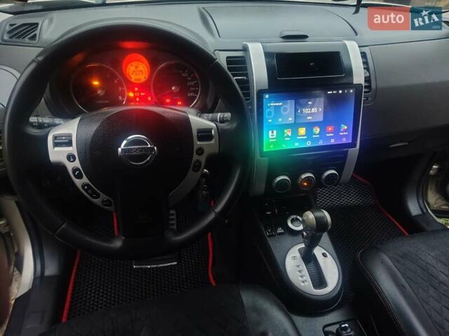 Бежевий Ніссан ІксТрейл, об'ємом двигуна 2 л та пробігом 183 тис. км за 9000 $, фото 22 на Automoto.ua