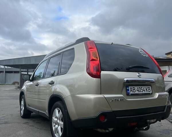 Бежевий Ніссан ІксТрейл, об'ємом двигуна 2 л та пробігом 247 тис. км за 9300 $, фото 10 на Automoto.ua
