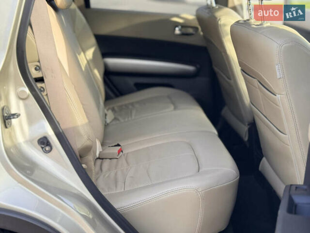 Бежевый Ниссан ИксТрейл, объемом двигателя 2 л и пробегом 232 тыс. км за 10900 $, фото 40 на Automoto.ua