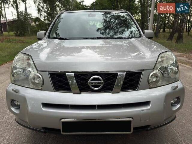 Бежевий Ніссан ІксТрейл, об'ємом двигуна 2 л та пробігом 173 тис. км за 8999 $, фото 7 на Automoto.ua