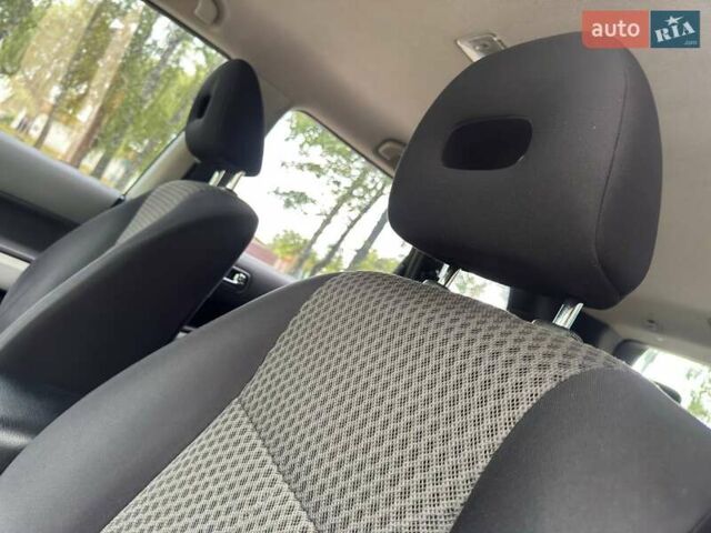 Бежевий Ніссан ІксТрейл, об'ємом двигуна 2 л та пробігом 173 тис. км за 8999 $, фото 26 на Automoto.ua