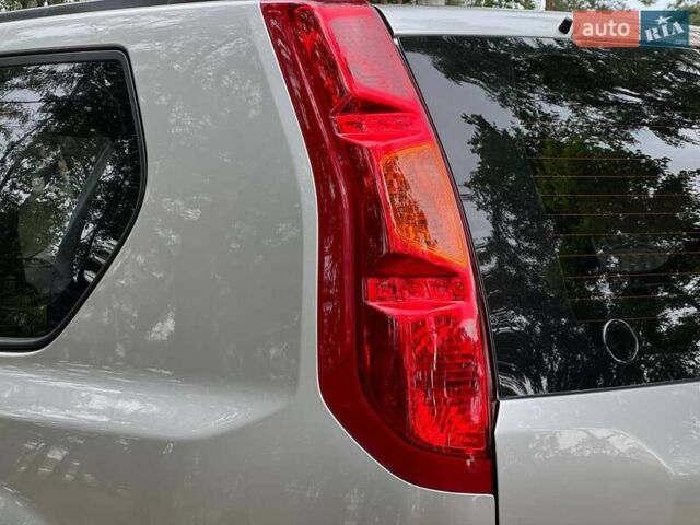 Бежевий Ніссан ІксТрейл, об'ємом двигуна 2 л та пробігом 173 тис. км за 8999 $, фото 18 на Automoto.ua