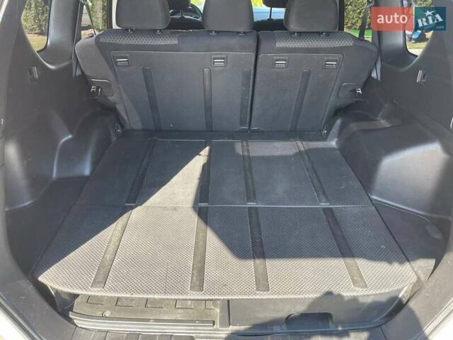 Бежевый Ниссан ИксТрейл, объемом двигателя 2 л и пробегом 293 тыс. км за 7999 $, фото 23 на Automoto.ua