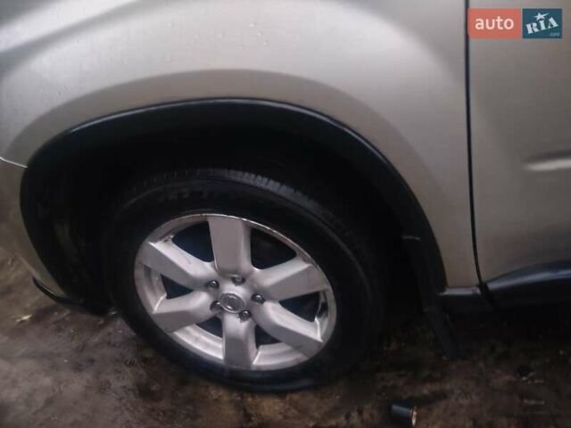 Бежевий Ніссан ІксТрейл, об'ємом двигуна 2 л та пробігом 183 тис. км за 9000 $, фото 39 на Automoto.ua