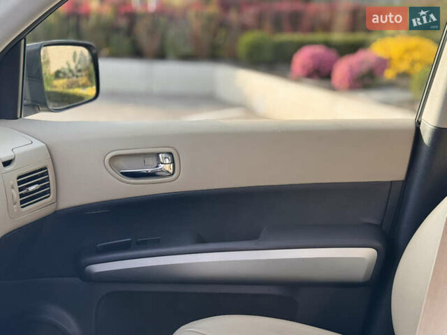 Бежевый Ниссан ИксТрейл, объемом двигателя 2 л и пробегом 232 тыс. км за 10900 $, фото 32 на Automoto.ua