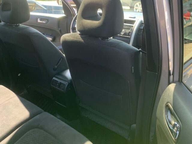 Бежевий Ніссан ІксТрейл, об'ємом двигуна 2 л та пробігом 190 тис. км за 3700 $, фото 18 на Automoto.ua