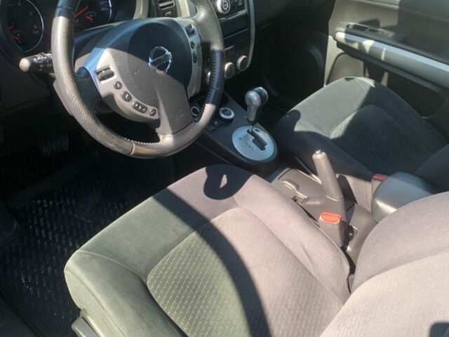 Бежевий Ніссан ІксТрейл, об'ємом двигуна 2 л та пробігом 190 тис. км за 3700 $, фото 23 на Automoto.ua