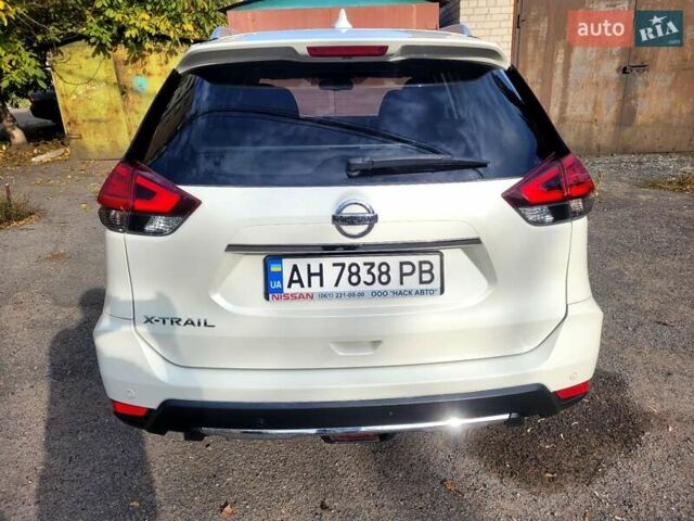 Бежевый Ниссан ИксТрейл, объемом двигателя 1.6 л и пробегом 147 тыс. км за 17500 $, фото 13 на Automoto.ua