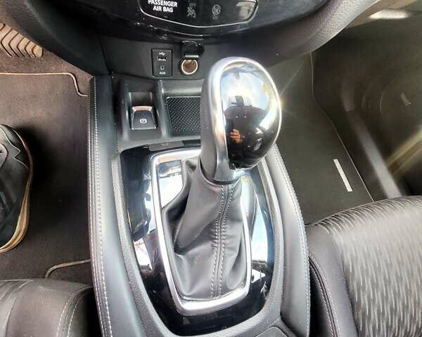 Бежевый Ниссан ИксТрейл, объемом двигателя 1.6 л и пробегом 147 тыс. км за 17500 $, фото 11 на Automoto.ua