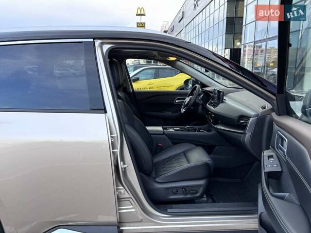 Бежевый Ниссан ИксТрейл, объемом двигателя 1.5 л и пробегом 51 тыс. км за 40038 $, фото 16 на Automoto.ua