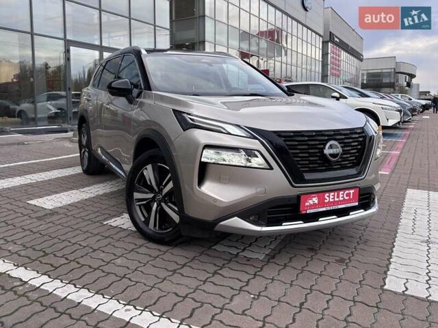 Бежевый Ниссан ИксТрейл, объемом двигателя 1.5 л и пробегом 51 тыс. км за 40038 $, фото 2 на Automoto.ua